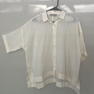 Everlane - Drapey Square Shirt - Button Up - Small/Medium